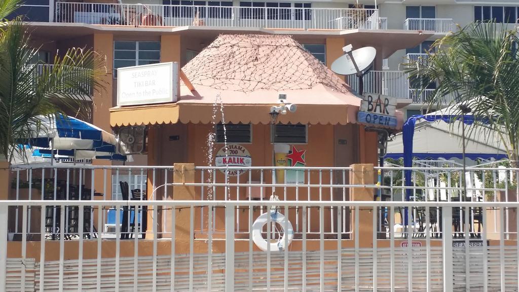 Seaspray Inn Beach Resort 웨스트 팜 비치 외부 사진